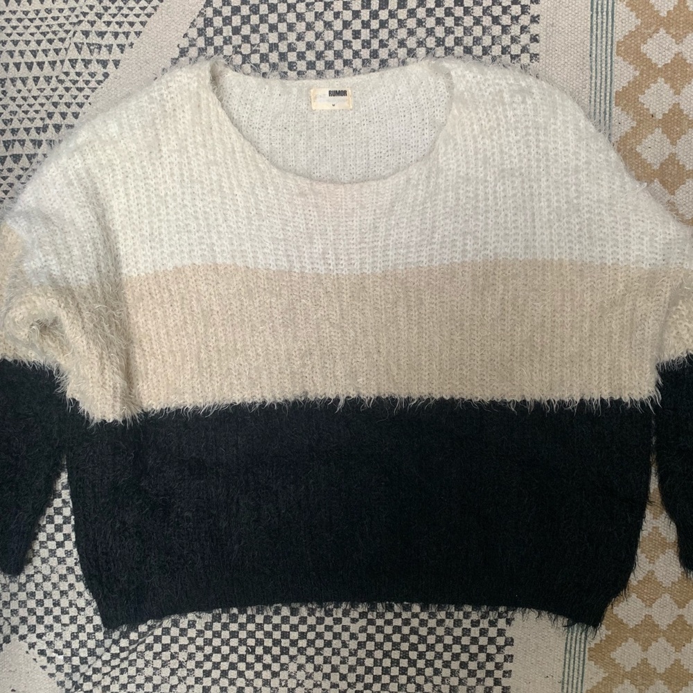 Fuzzy striped crop sweater - Picture 2 of 2